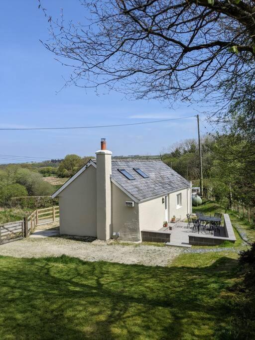 Tranquil 1 Bedroom Cottage 15 Mins Drive To Sea Mydroilin Exterior photo