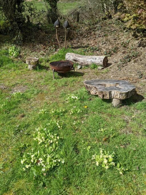 Tranquil 1 Bedroom Cottage 15 Mins Drive To Sea Mydroilin Exterior photo