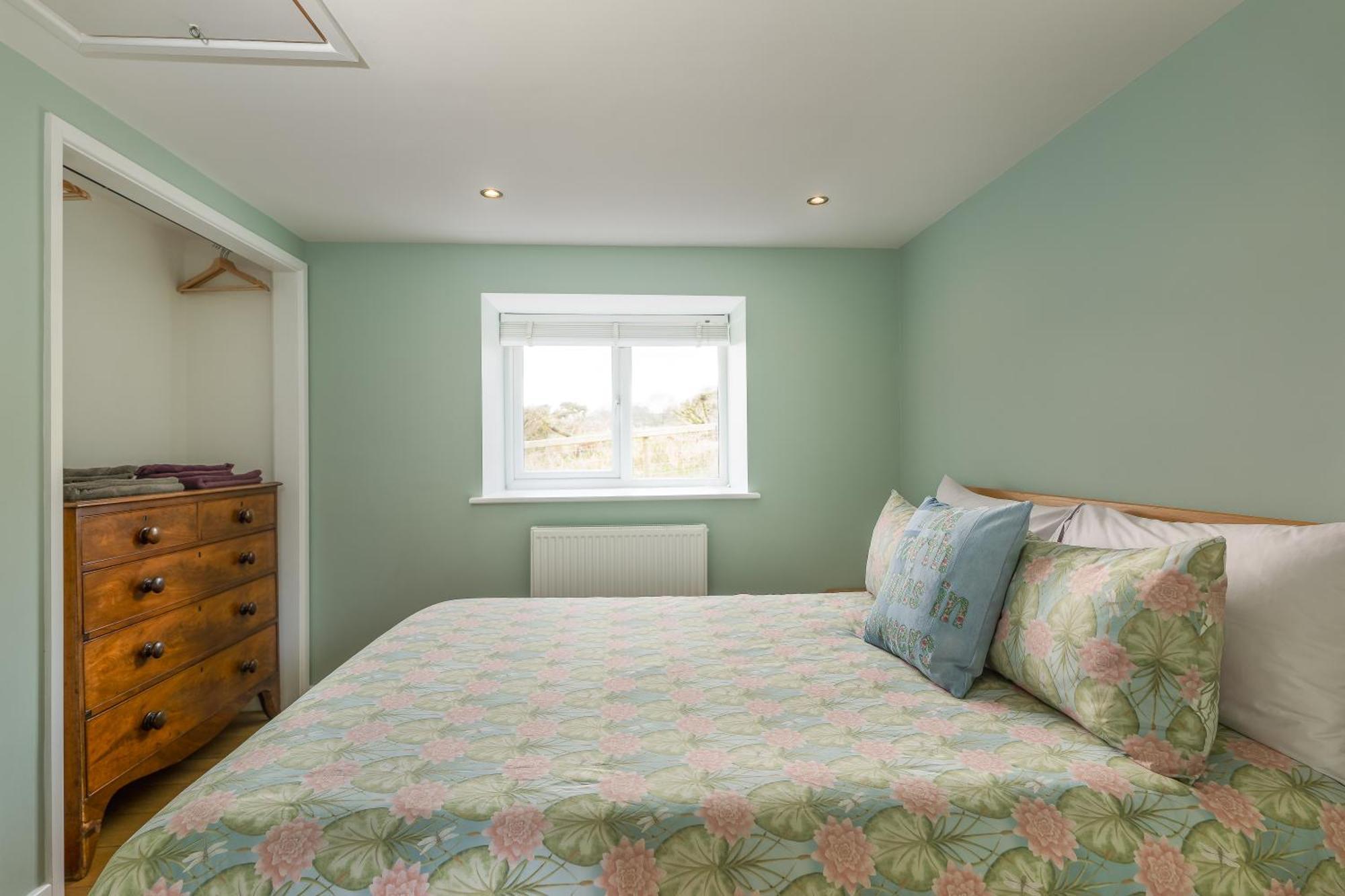 Tranquil 1 Bedroom Cottage 15 Mins Drive To Sea Mydroilin Exterior photo