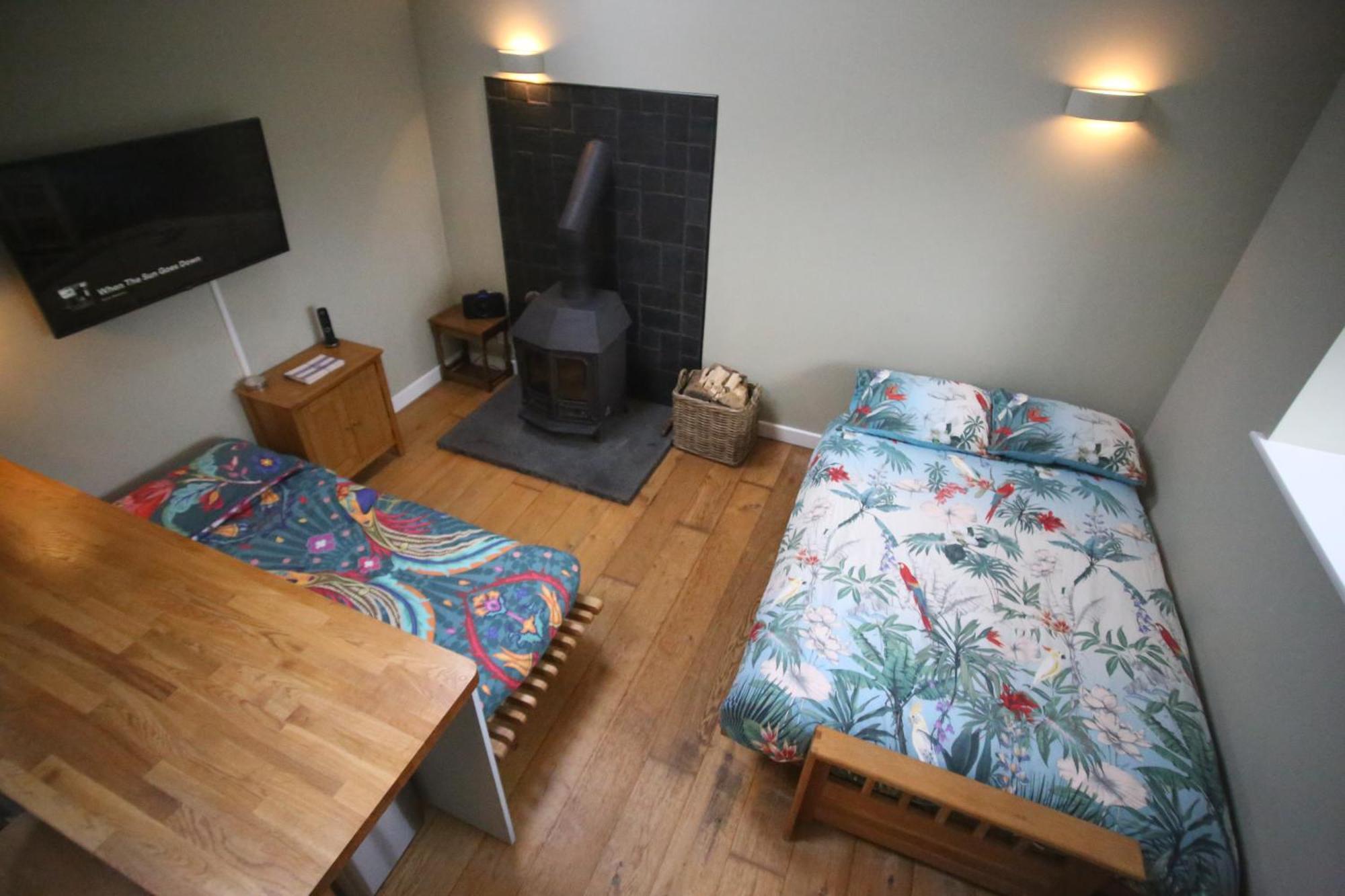Tranquil 1 Bedroom Cottage 15 Mins Drive To Sea Mydroilin Exterior photo
